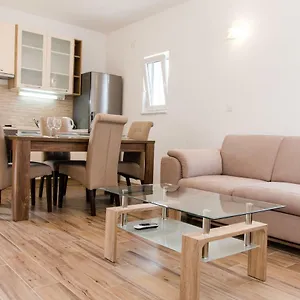 Appartement Apartman Kuzmanic, Kaštela